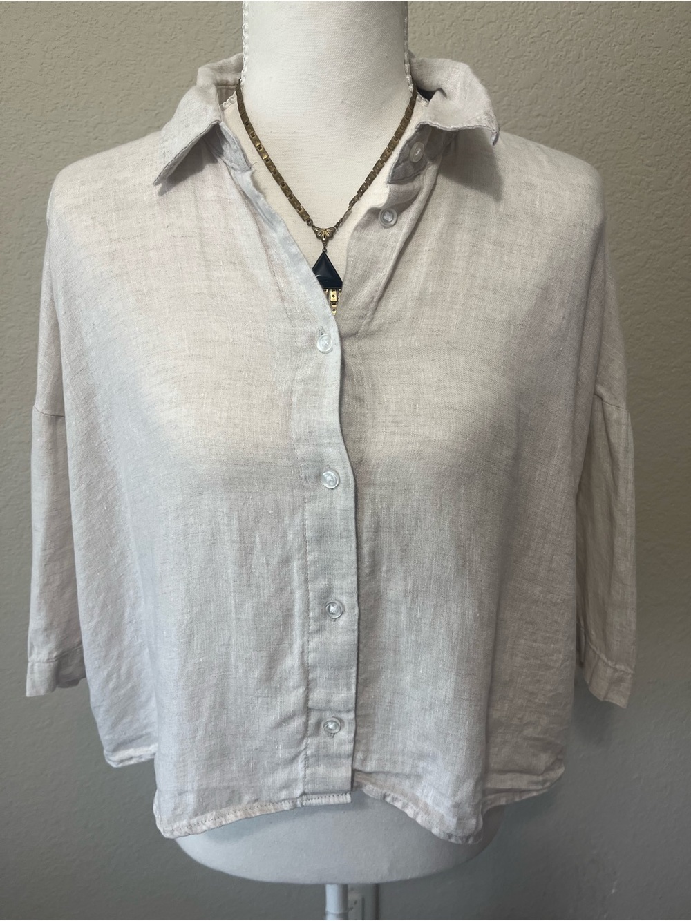 H&M Light Cream Button-Front Linen  Women’s Top